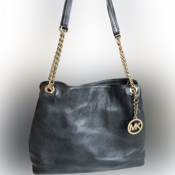 🔥Michael Kors | Hammered Leather Tote With Gold-Tone Metal Chain Handles - Picture 2 of 16